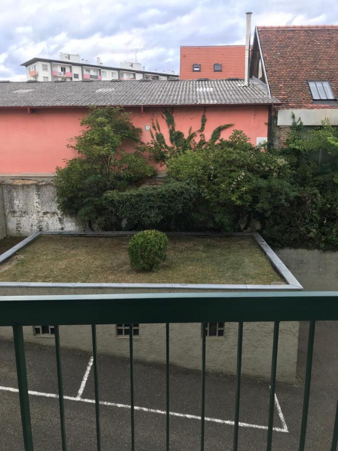Appartement L'Oeil De Colmar Exterior photo